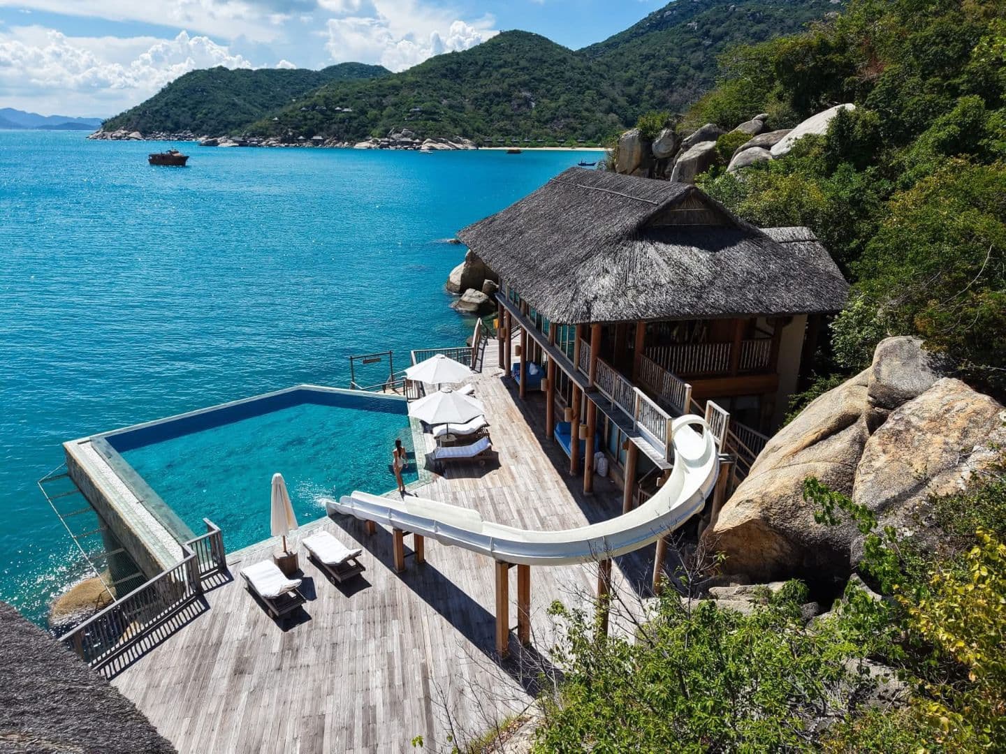 Combo 3N2Đ Six Senses Ninh Vân Bay Nha Trang: Villa Hồ Bơi Riêng + Vé Máy Bay